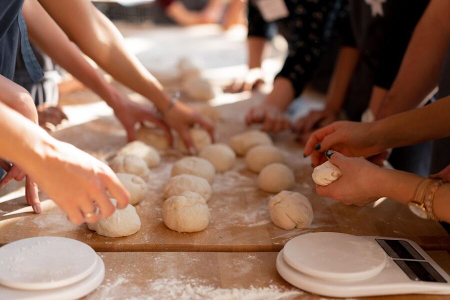 Polignano a Mare: Pasta Making Cooking Class with Drink - Tips for getting more from the lesson