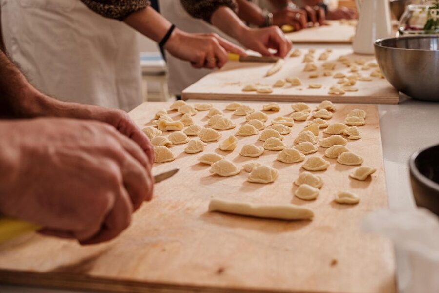 Polignano:Pasta Cooking Class with Dinner, Wine & Limoncello - Friselle, bruschette, and the value of simple food