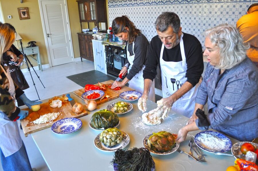 Pontevedra: Galician Cooking Class with Chef Instructor - Arriving at the seaside estate