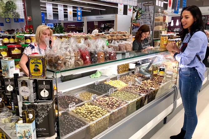 Porto Local Market Visit & Cooking Class / Showcooking - How much participation should you expect?