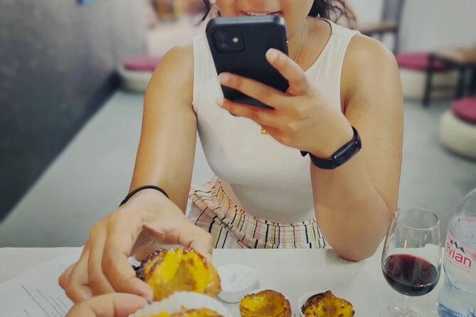 Porto: Pastel de Nata Cooking Class with Porto Wine (Sé do Porto) - How much participation you actually get