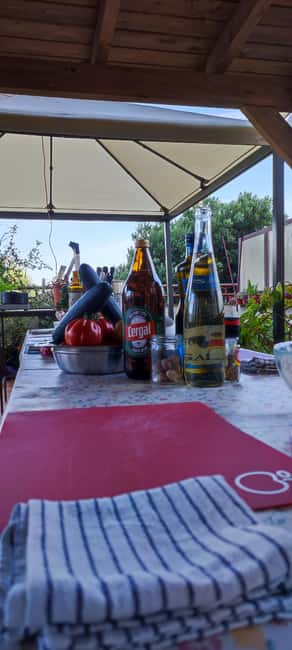 Porto: Portuguese Cooking Class on the Terrace - Arriving at the apartment and meeting the family