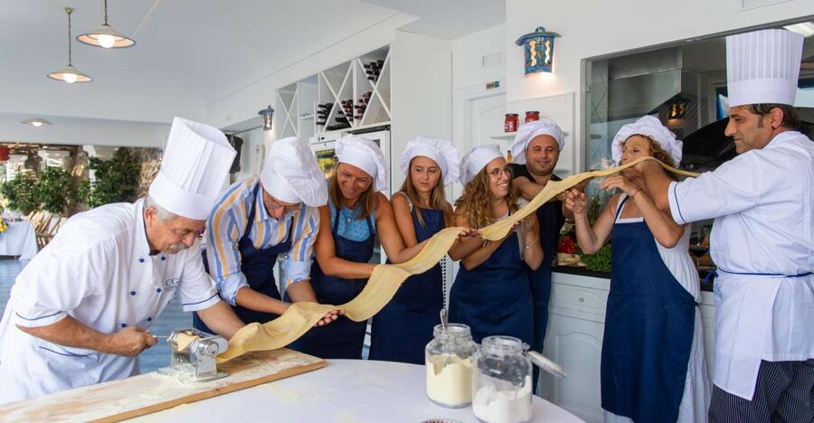 Praiano: Cooking Class with Dinner Overlooking the Sea - Arriving at La Gavitella by boat or stairs