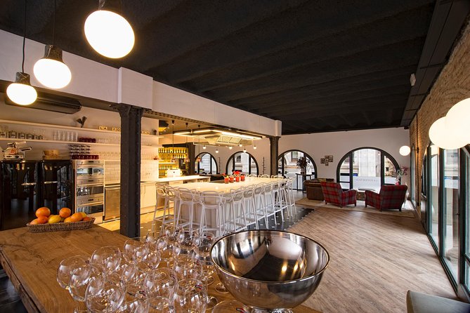 Premium Cooking Class in Designer Loft: Paella & Spanish Tapas - Key points at a glance