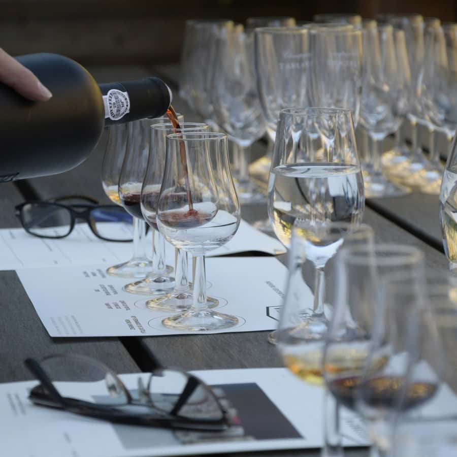 Premium Empanadas Cooking Class & Wine Tasting Experience - How the two hours are structured