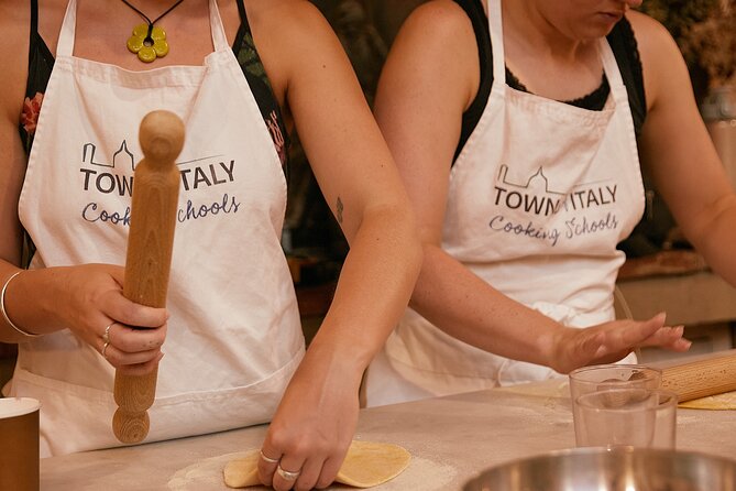 Premium Pasta and Gelato Cooking Class in Florence - A meal with wine, not just a lesson