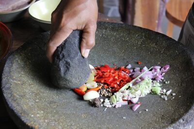 PRIVATE Balinese Cooking Class in Ubud with Dewa with Transfers
