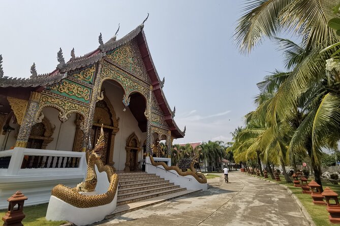 Private Bicycle Tour to Chiang Mai and Thai Cooking Class - Relaxing at San Kamphaeng Hot Springs