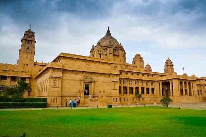 Private Cooking Class in Jodhpur With Pick Up & Drop Off - From your Jodhpur hotel to the family kitchen