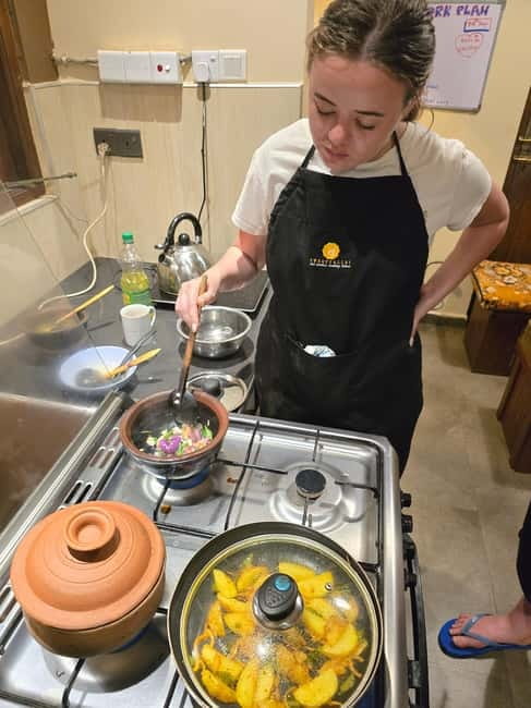 Private cooking class - Personalized classic menu - Learning to cook, not just watching