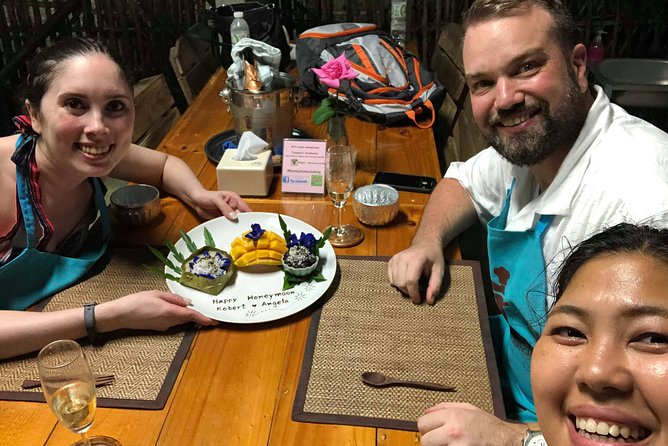 Private Dinner Cooking Class with Benny in Chiang Mai - What the $97.77 price includes