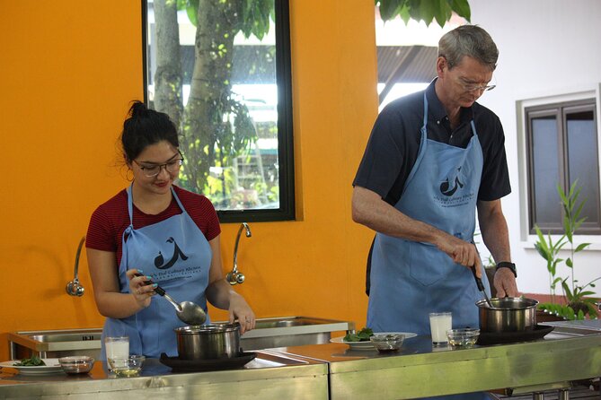 Private Half-Day Thai Cooking Class in Chiang Mai - From Market Stall to Open-Air Kitchen