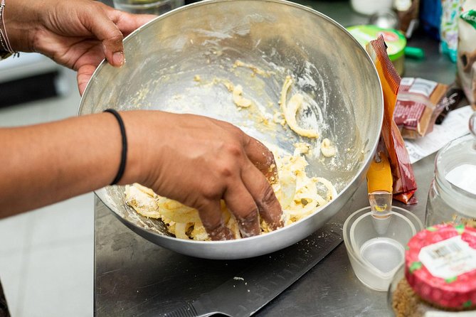 Private Lisbon Market Tour & Portuguese Cooking Class with Paula - What the Instruction Is Really Like