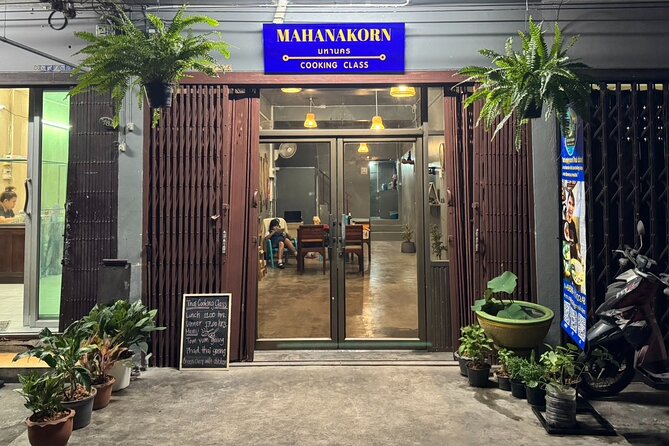 Private Thai Cooking Class with Spices Hands On Bangkok - What the Mahanakorn class is really about