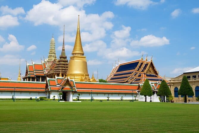 Private Tour: Grand Palace,Wat Phra Kaew, Museum&Cooking Class - What makes this Bangkok day special