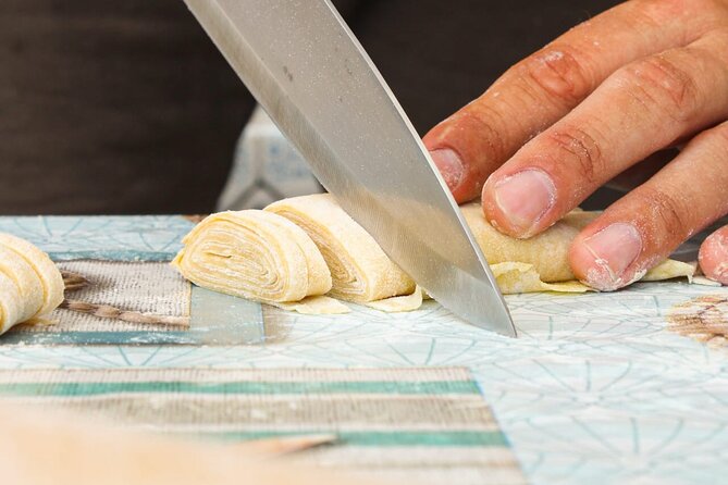 Proposal and Genuine Cooking Class - Who will enjoy this most