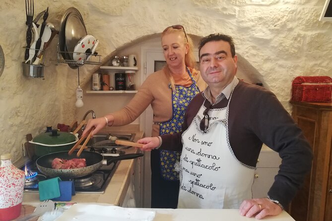 Puglia Cooking class "Le orecchiette, che pasta!" - From frisa to brasciole: what you may eat