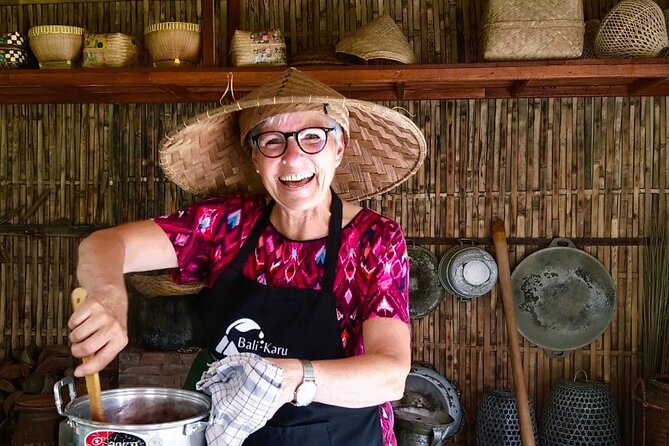 Pure Bali Village Experience, Cooking & Jamu Class+VIP Transfer - A downhill village walk with mountain views