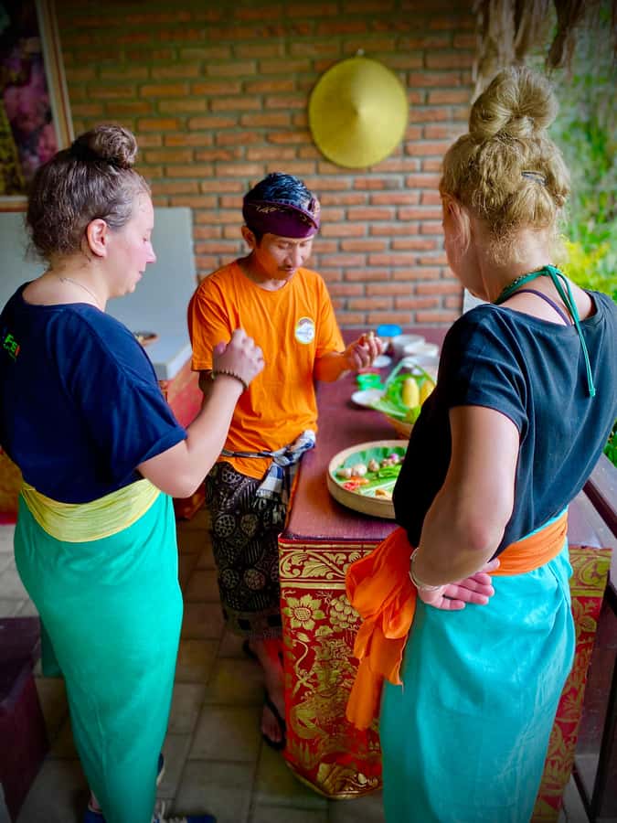 Quad ride, waterfalls & aunthentic cooking class in munduk - What to pack for a smoother day