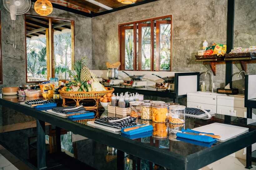 Railay: Hands-On Thai Cooking Class at Railay Beach - Who will get the most from this experience