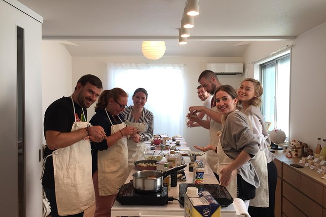 Ramen & Gyoza Cooking Class in Tokyo with Local Supermarket Visit - How personal is the home-kitchen setting?