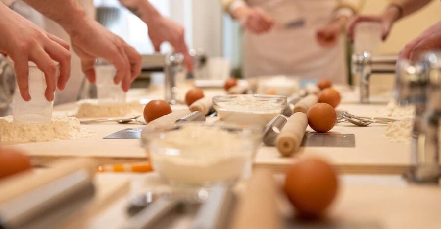 Rimini: Pasta & Tiramisu Cooking Class at a Local's Home - Why Emilia-Romagna is the right place to learn pasta