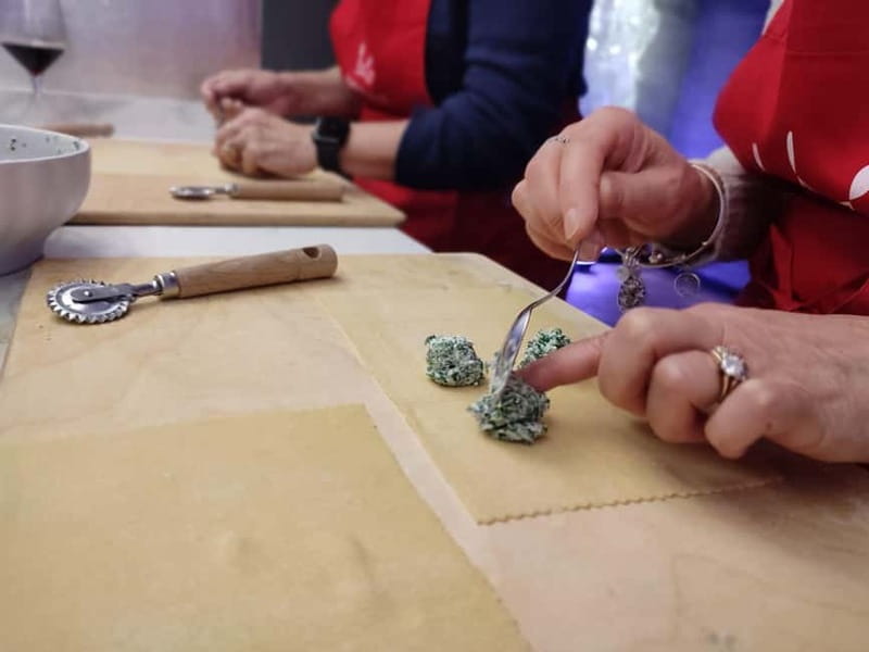 Roman Pasta making class - What the 2.5-hour Roman cooking class feels like