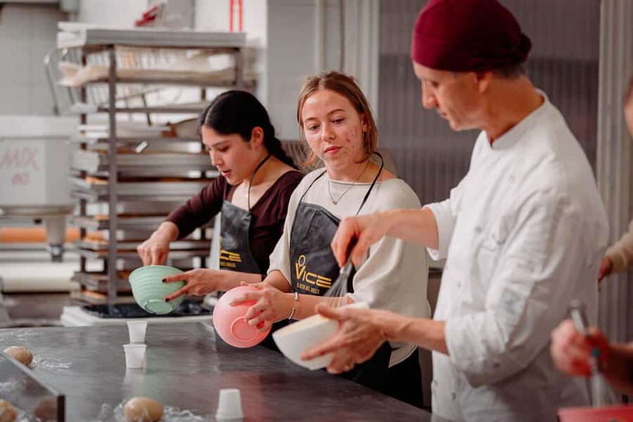 Rome: Cannoli, Gelato, Tiramisu Baking & Cooking Class - Inside the pastry lab near Battistini