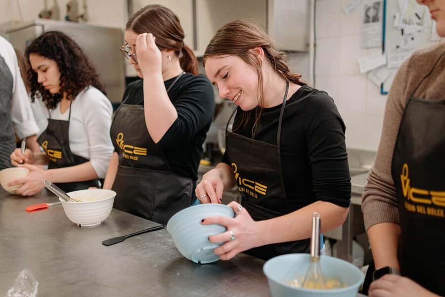 Rome: Cannoli, Gelato, Tiramisu Baking & Cooking Class - Tiramisu: the familiar favorite