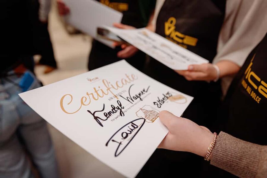 Rome: Cannoli, Gelato, Tiramisu Baking & Cooking Class - Sicilian cannoli with a hands-on finish