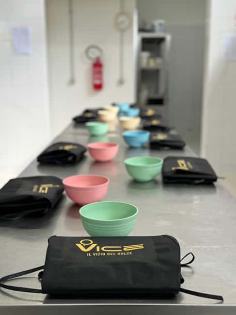 Rome: Cannoli, Gelato, Tiramisu Baking & Cooking Class - Who will enjoy this class most?