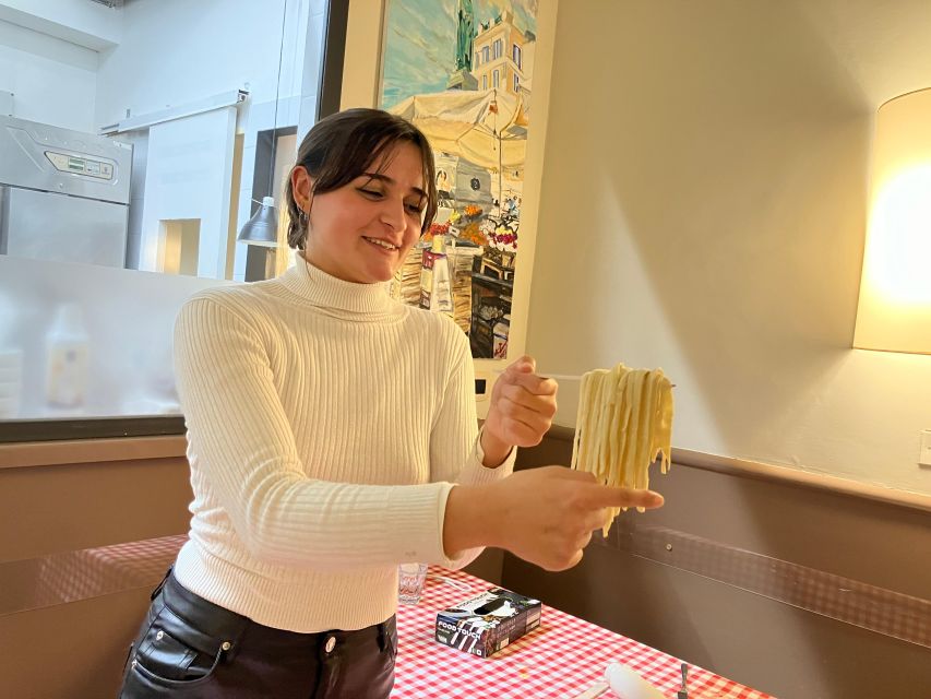 Rome: Cooking Class of fresh Pasta and Tiramisu Cake - Key things to know before booking