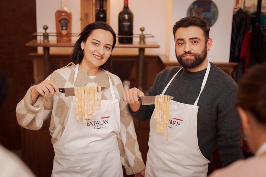 Rome: Fettuccine Pasta Cooking Class in Rome's City Center - How the two-hour schedule feels