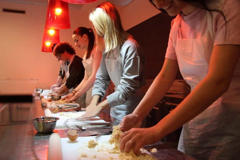 Rome: Lasagna, Fettuccine Pasta & Tiramisu Cooking Class - Building Lasagna With Fresh Ingredients