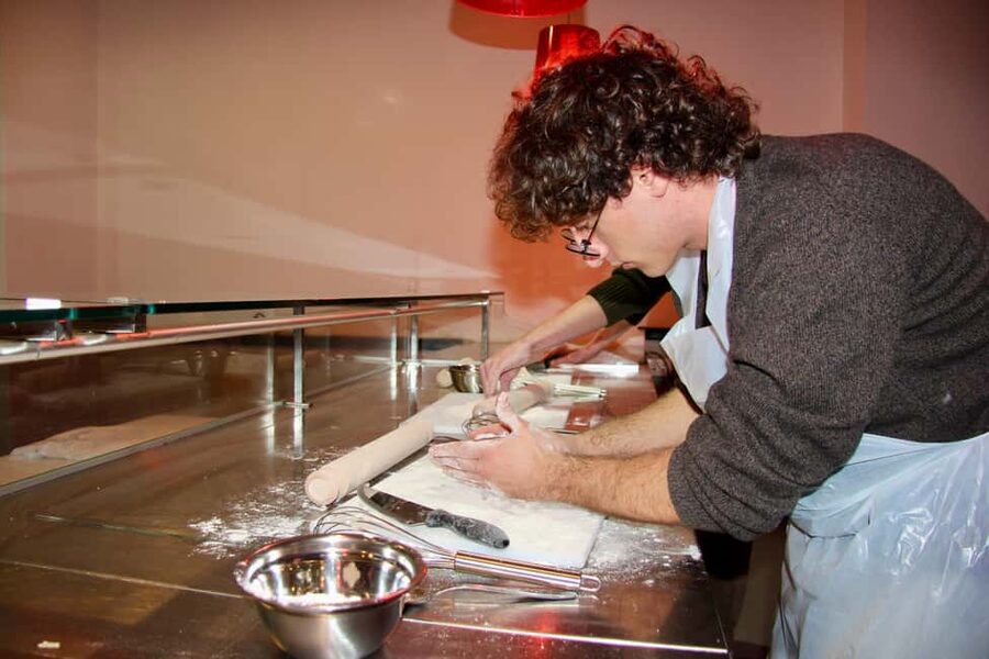 Rome: Lasagna, Fettuccine Pasta & Tiramisu Cooking Class - Preparing Tiramisu Without Overcomplicating It