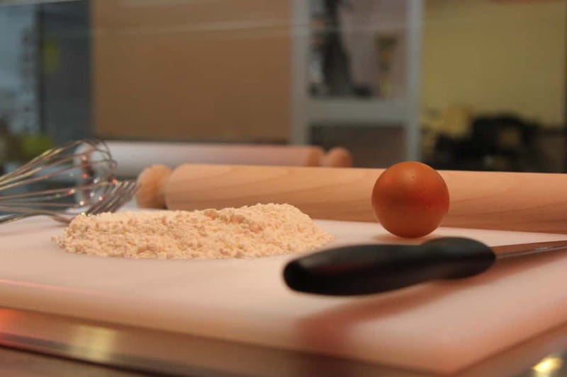 Rome: Lasagna, Fettuccine Pasta & Tiramisu Cooking Class - Music, Conversation, and the Shared Table
