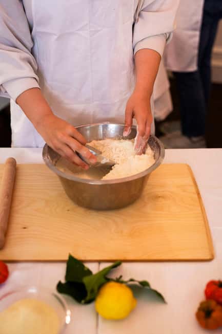 Rome: pasta and tiramisu cooking class in the city center - Booking, cancellation, and practical value