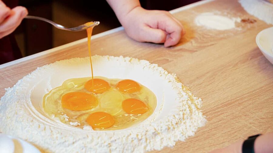 Rome: Pasta and Tiramisu Cooking Class with Prosecco - Practical Tips for a Smooth Evening