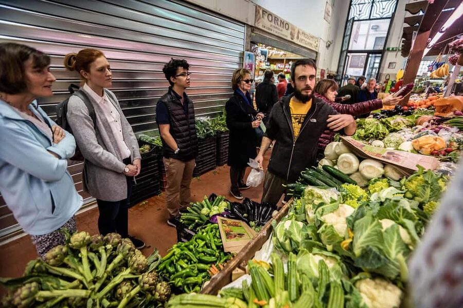 Rome: Pasta Cooking Class with Market Visit and Wine - Starting at Via Palestro 51 in Rome