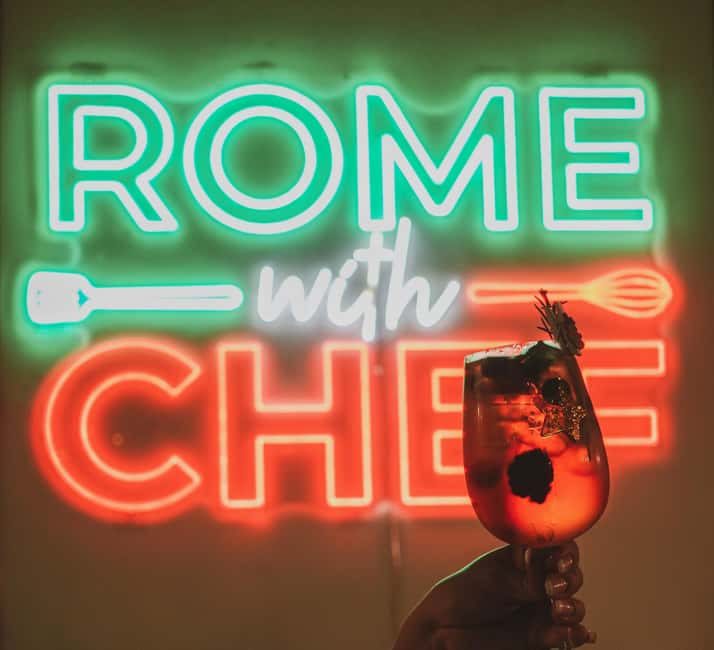 Rome: Pasta Cooking Class with Spritz Cocktails - The social side of this Rome evening