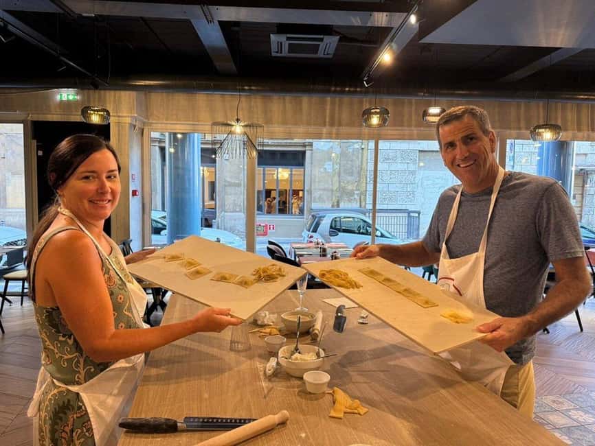 Rome: Pasta Fettuccine, Ravioli & Tiramisu Cooking Class - Making fettuccine from flour and dough