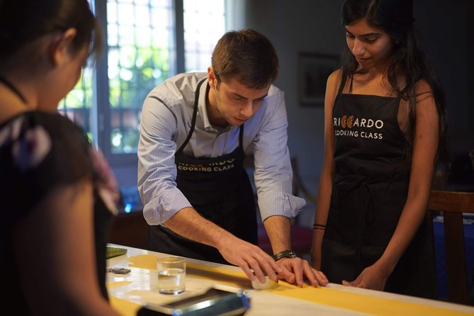 Rome Pasta Making Class with Italian Sauces and Wine Included - Five things to know before you book