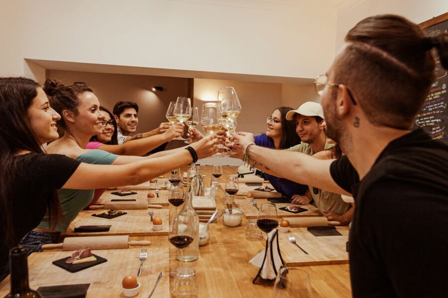 Rome: Pasta Making with Wine Tasting and Dinner in Frascati - Five Reasons This Experience Works