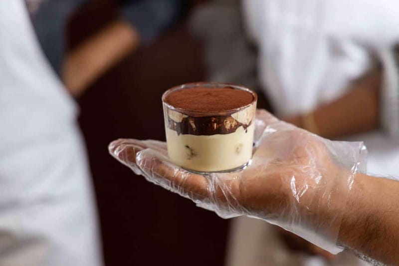 Rome: Pizza and Tiramisù Cooking Class with Glass of Wine - Why this cooking class works well in Rome