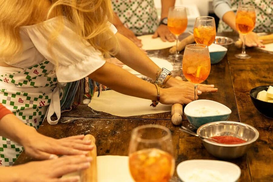 Rome: Pizza Making Cooking Class With Spritz Cocktails - Making pizza from scratch with a local chef