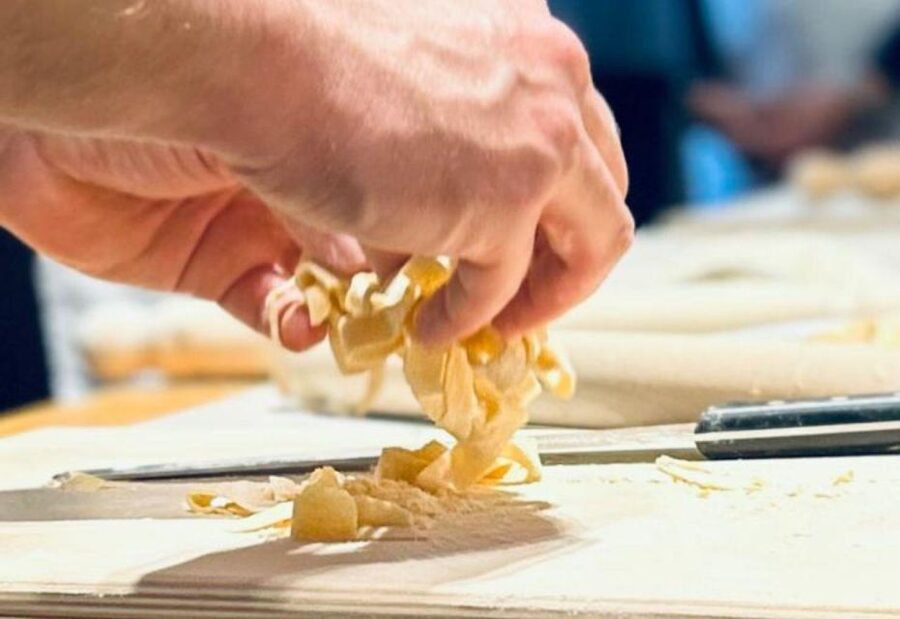 Rome: Small Group Pasta cooking class near Piazza Navona - Making Your Own Pasta, Then Eating It