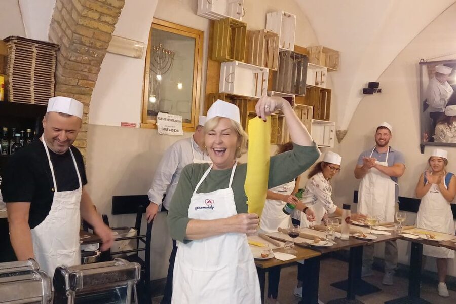 Rome: Traditional Cooking Class in the Jewish Ghetto - Who should book this class?