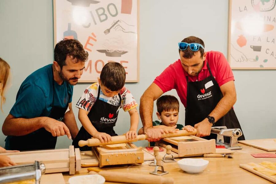 Rome: Traditional Pasta Making Class with Wine & Gelato - Prosecco, cured meats, and the Roman aperitivo