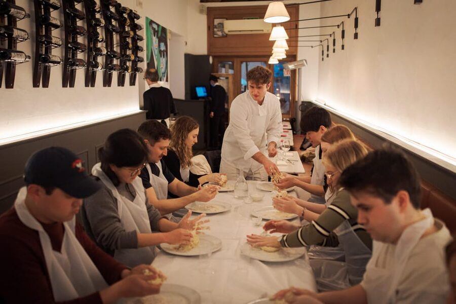 Rome: Traditional Pizza Cooking Class near Piazza Navona - Price and what you receive for $46
