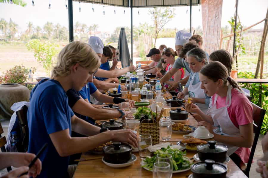 Rural Cycle, Market Tour, Basket Boat & Organic Farm Cooking - Who should book this Hoi An experience?